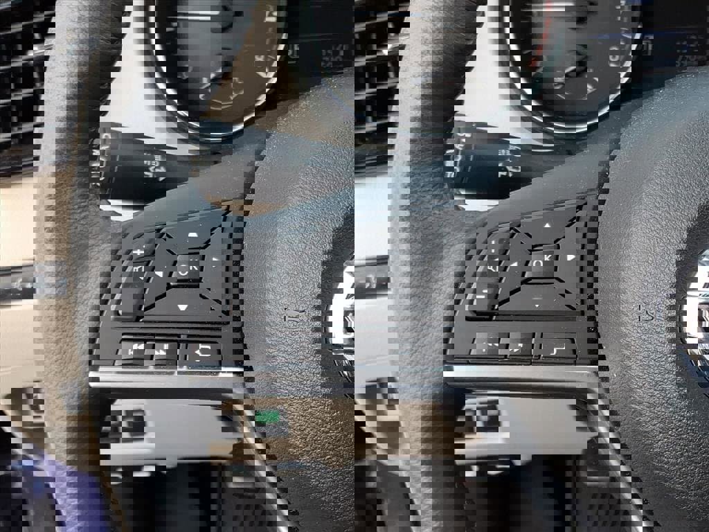 Used 2022 Nissan Rogue Sport SL image 20