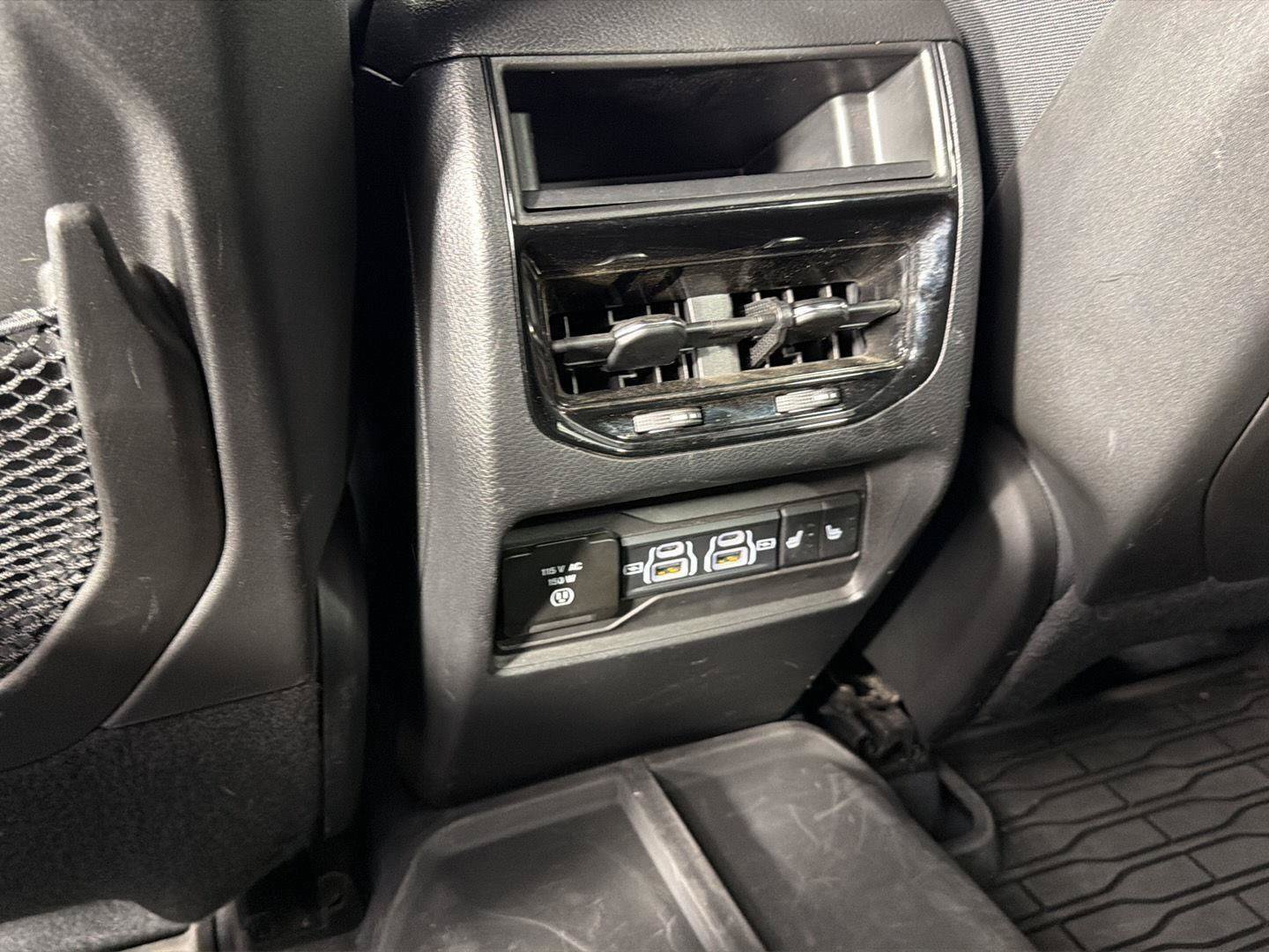 Used 2023 Jeep Grand Cherokee Trailhawk w/ Advanced Protech Group II AWD/4WD image 21