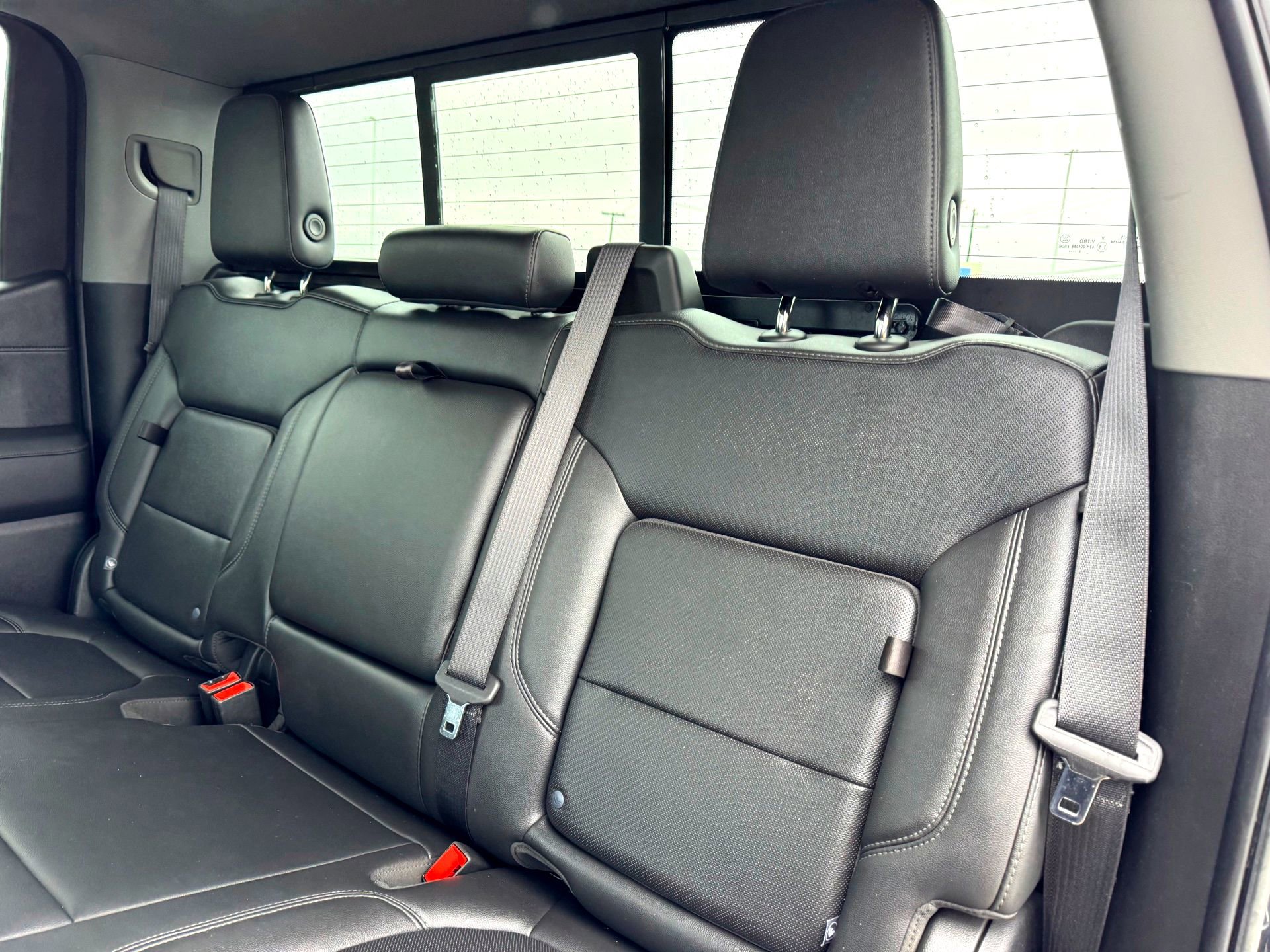 Used 2020 GMC Sierra 1500 SLT RWD image 17
