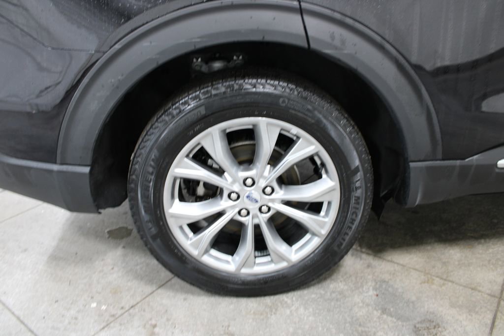 Used 2023 Ford Explorer Limited image 41