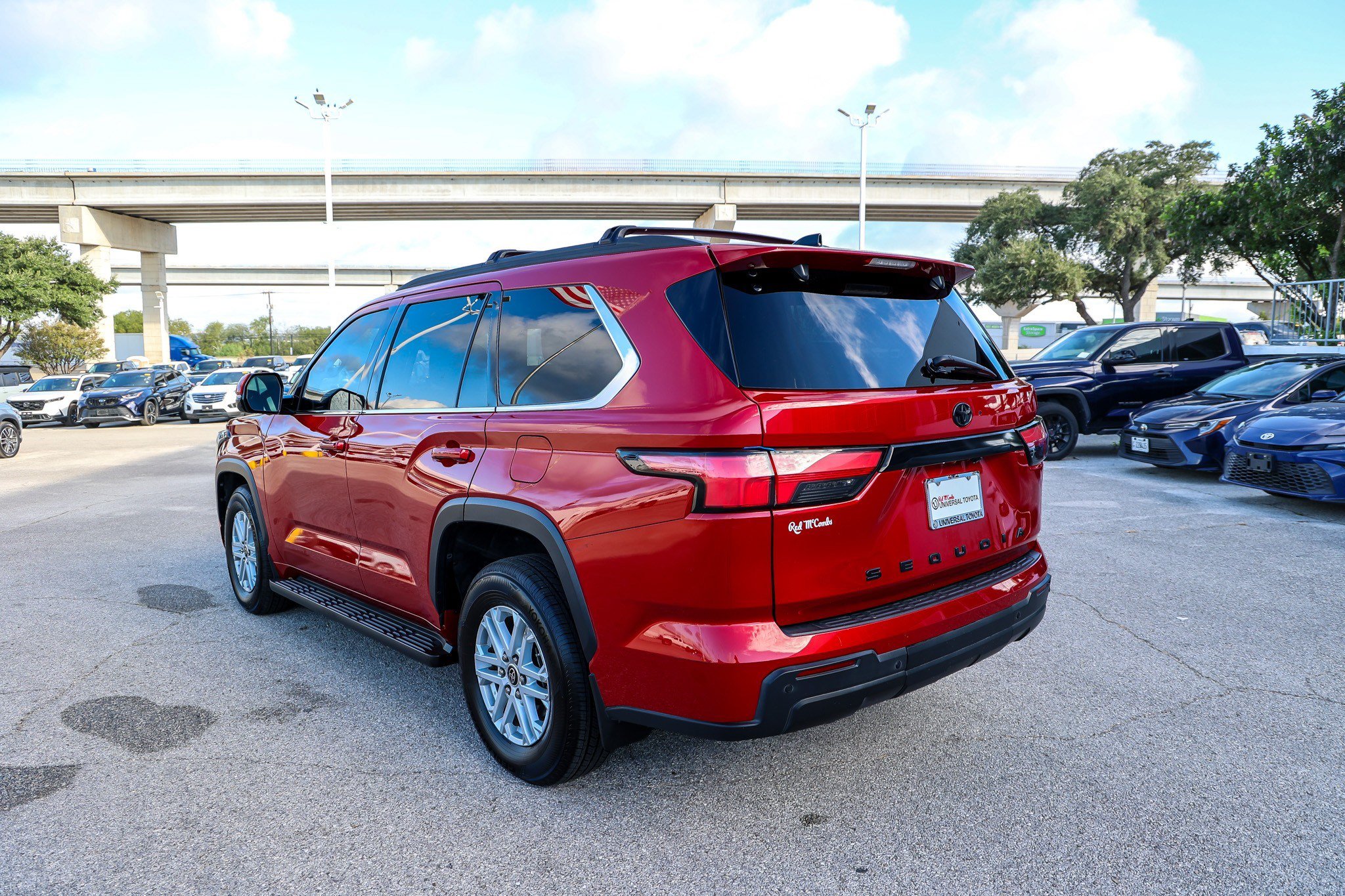 Used 2023 Toyota Sequoia SR5 w/ SR5 Premium Package RWD image 9