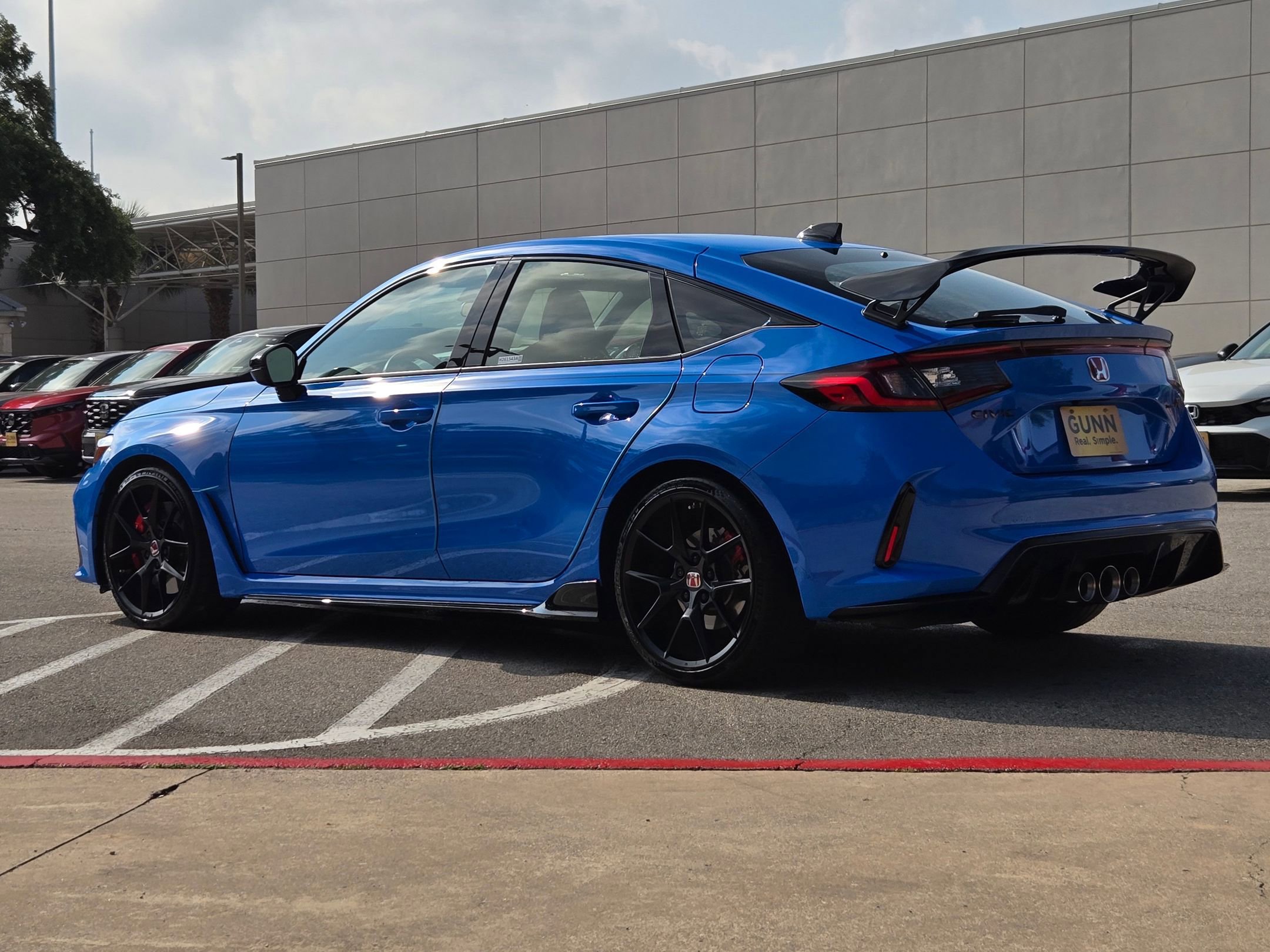 Used 2025 Honda Civic Type R image 5