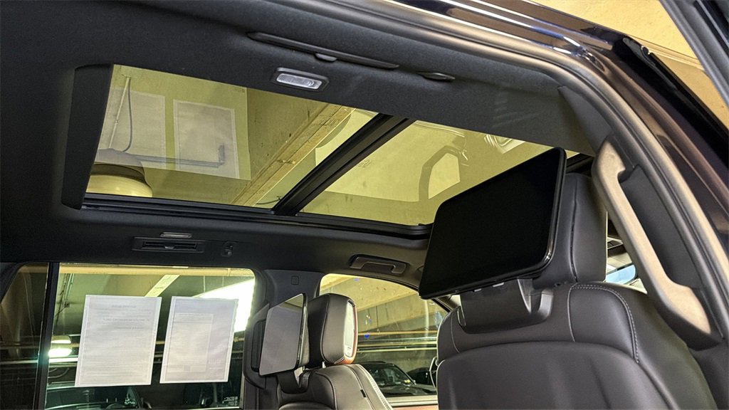 Used 2024 GMC Yukon Denali Ultimate image 15