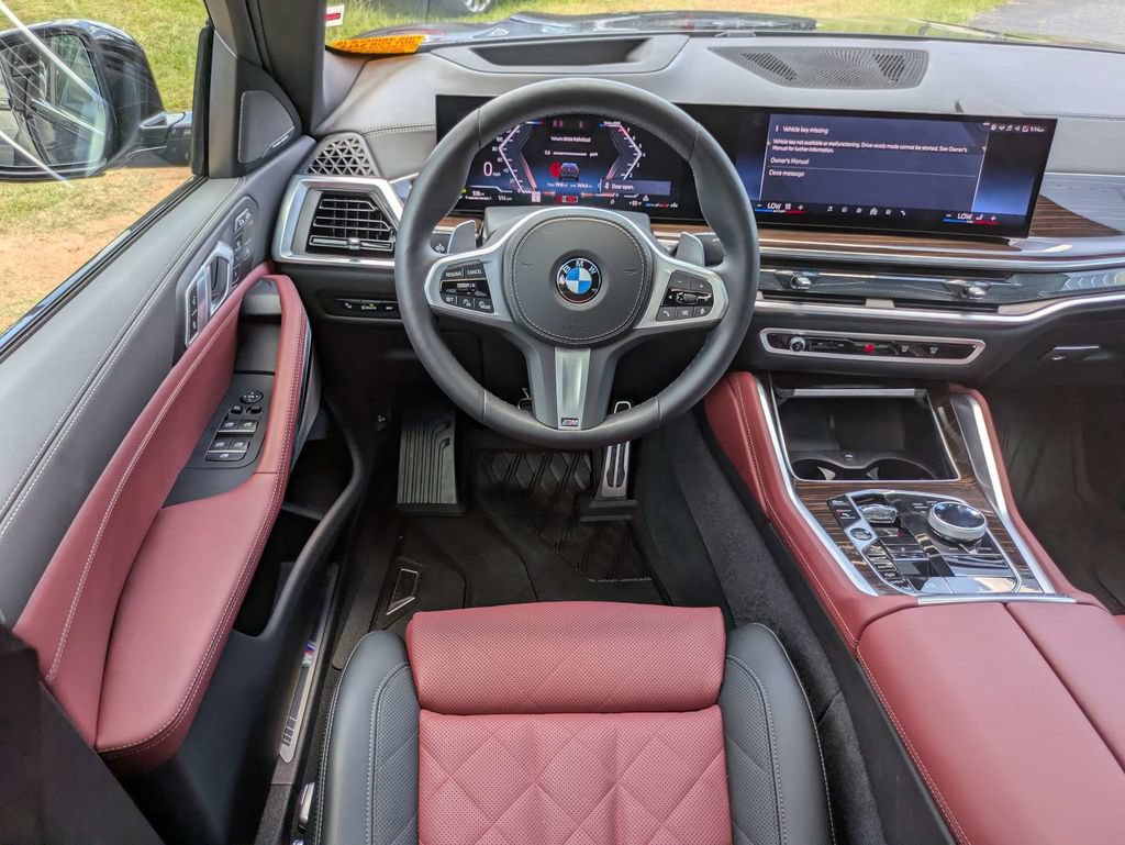Used 2026 BMW X6 xDrive40i w/ Executive Package AWD/4WD image 17