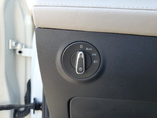 New 2027 Volkswagen Taos S FWD image 34