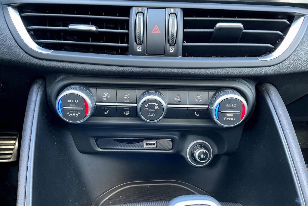 Used 2024 Alfa Romeo Giulia Ti image 15