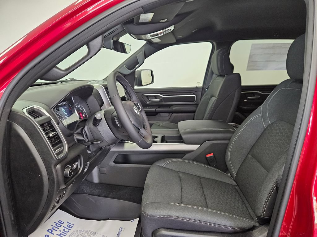 New 2026 RAM 1500 Big Horn AWD/4WD image 3