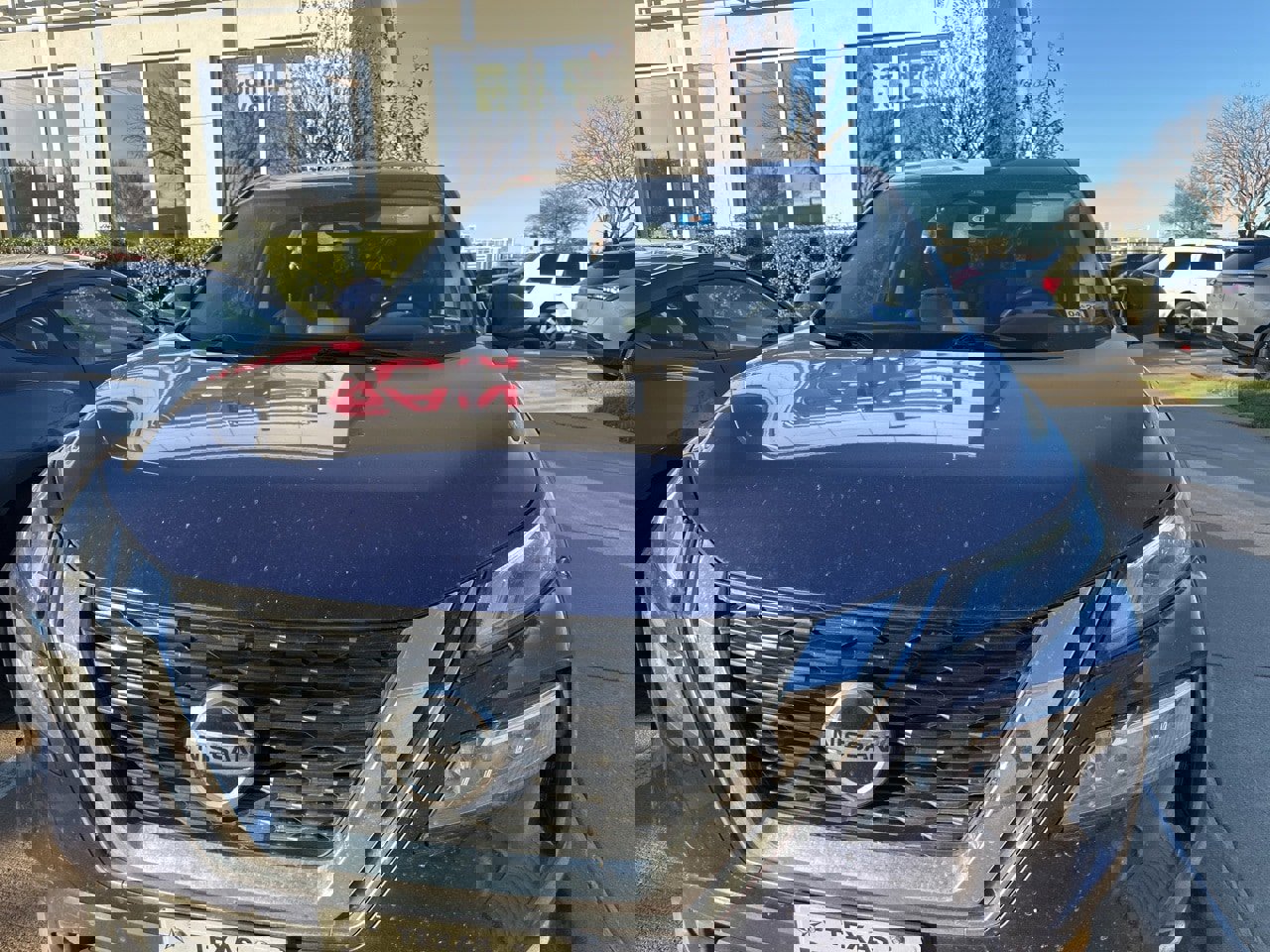 Used 2021 Nissan Rogue SV image 5