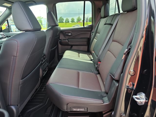 New 2026 Honda Ridgeline Black Edition image 7