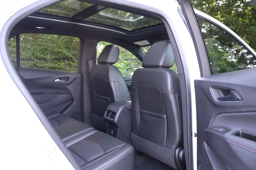 Used 2023 Chevrolet Equinox RS w/ RS Leather Package AWD/4WD image 50