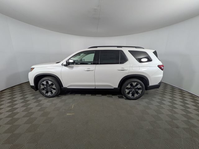 New 2026 Honda Pilot Touring image 19