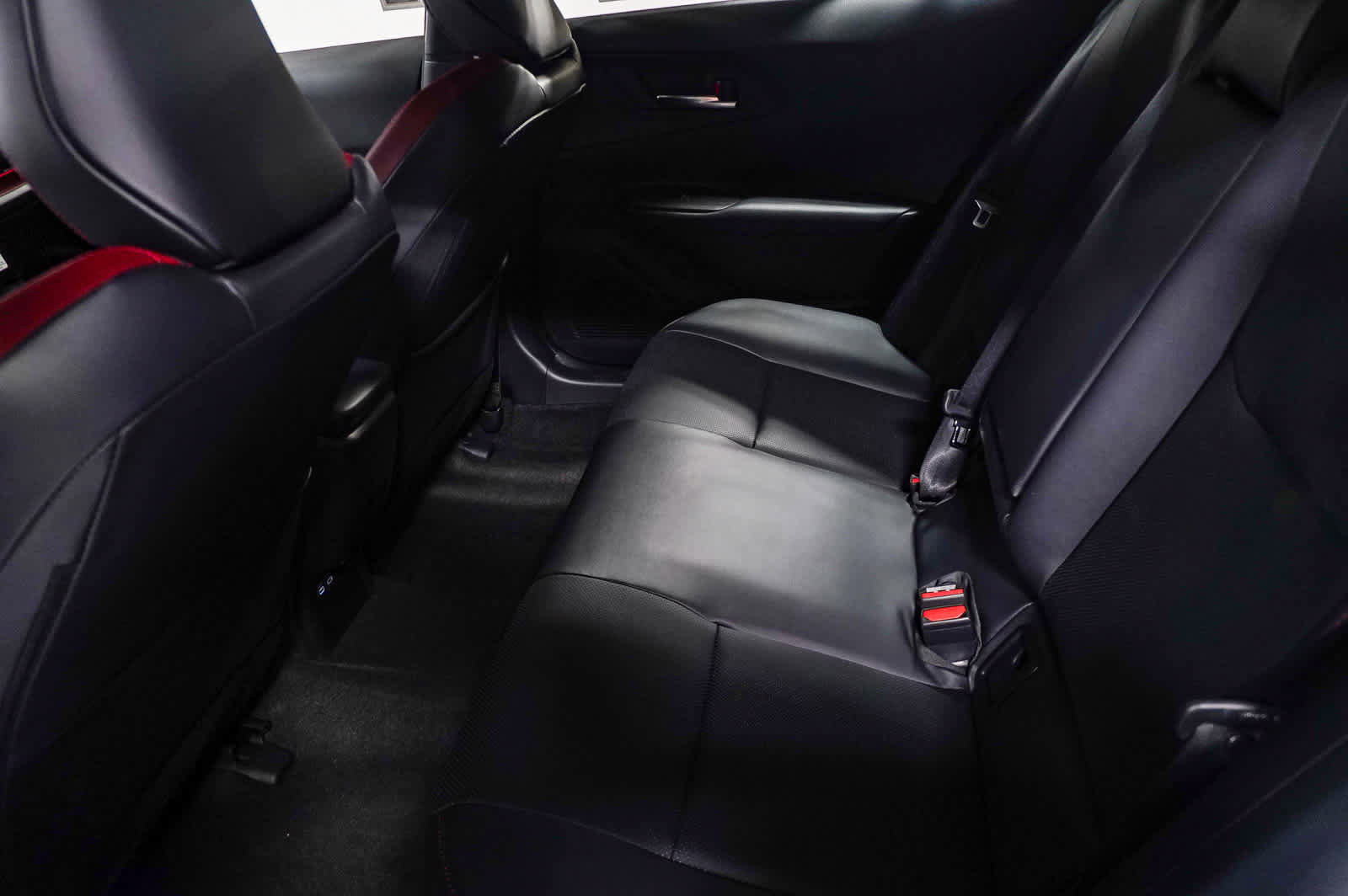 New 2026 Toyota Prius Plug-In Hybrid FWD image 21