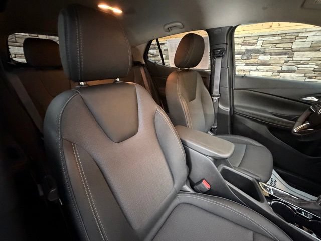 Used 2024 Buick Encore GX Preferred w/ Comfort Package AWD/4WD image 18