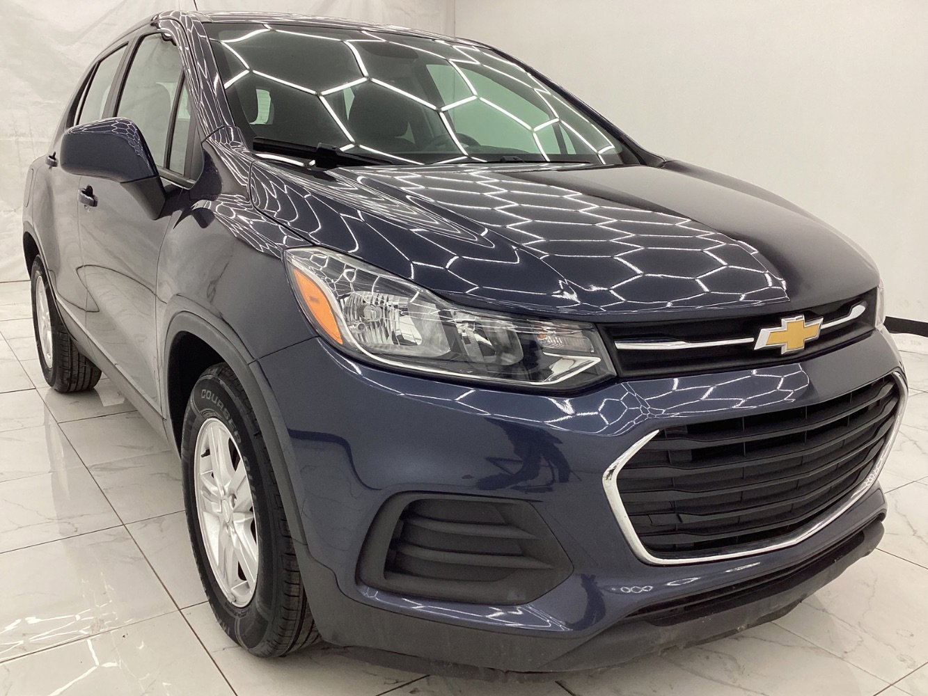 Used 2019 Chevrolet Trax LS image 3