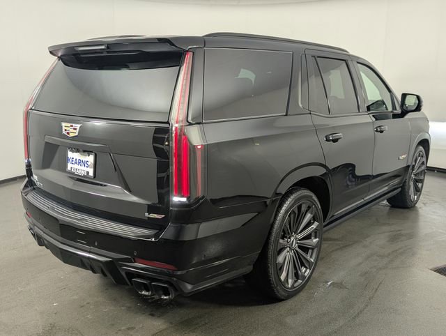 Used 2025 Cadillac Escalade V image 6