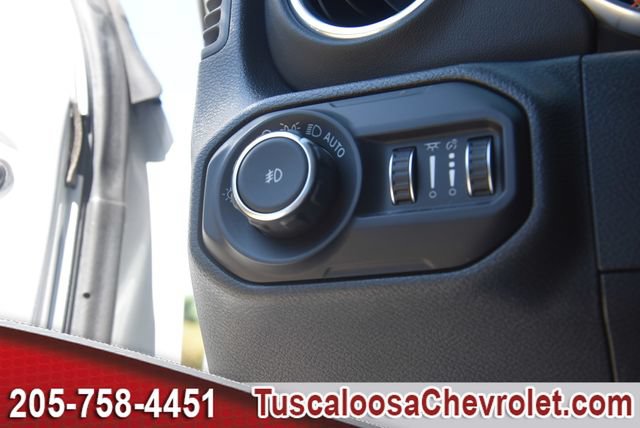 Used 2018 Jeep Wrangler Unlimited Sahara AWD/4WD image 40