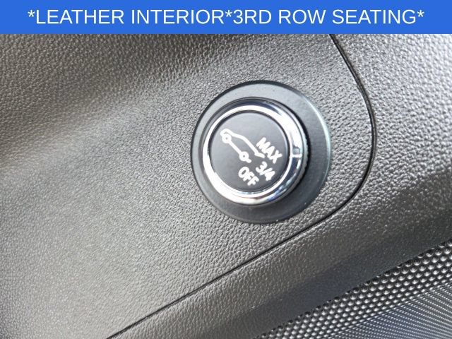 Used 2023 GMC Acadia SLT w/ Preferred Package FWD image 35