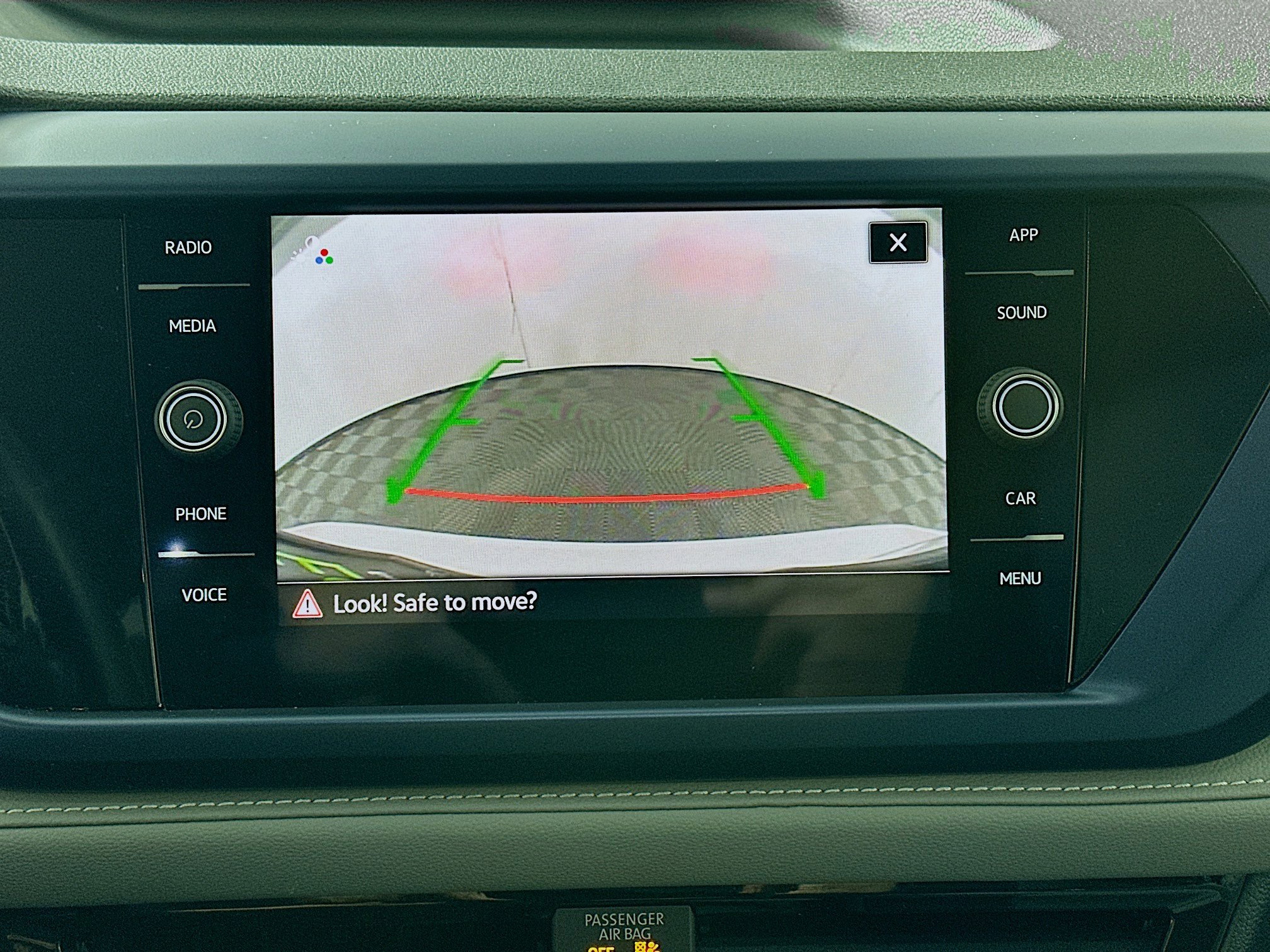 Used 2024 Volkswagen Taos SE image 22