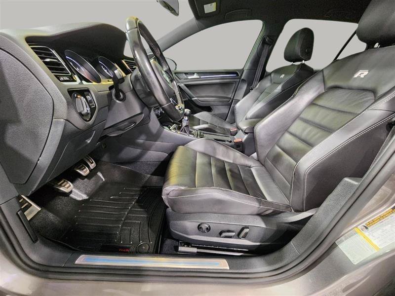 Used 2016 Volkswagen Golf R 4-Door AWD/4WD image 32