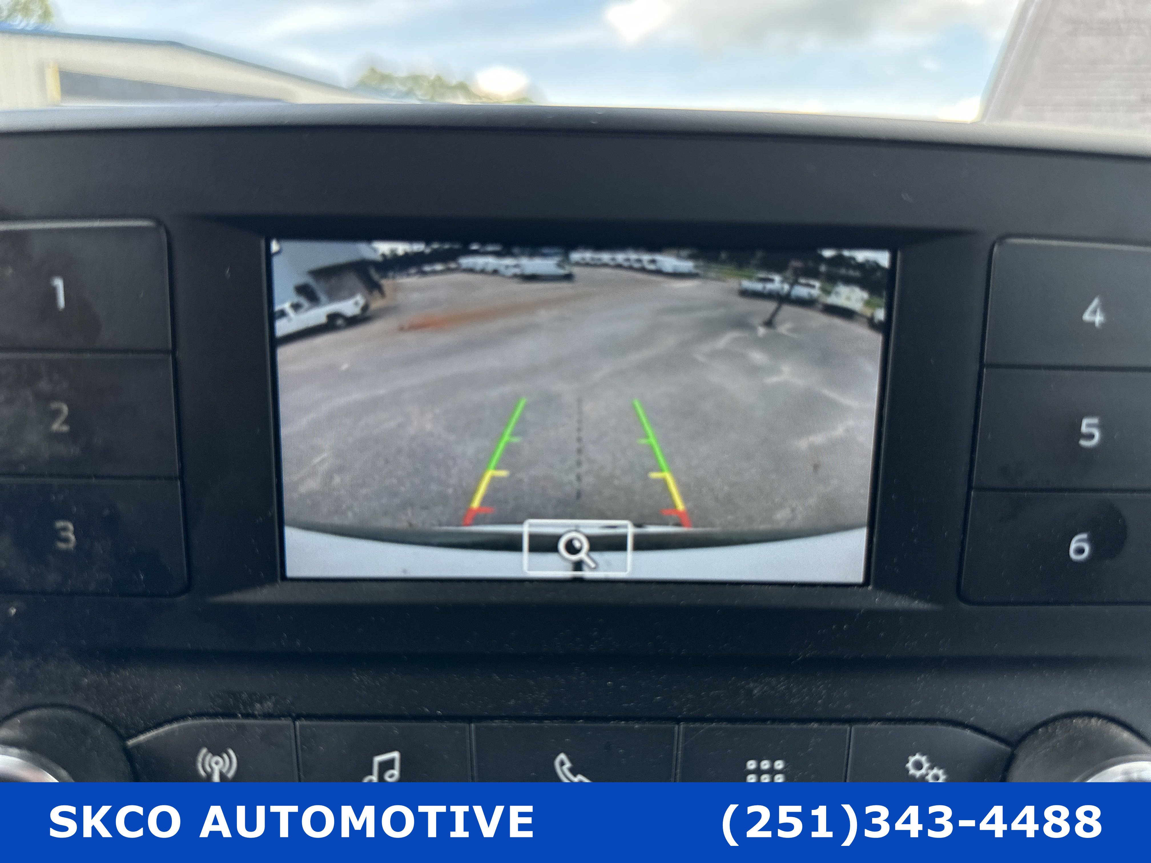 Used 2020 Ford Transit 250 Medium Roof image 17