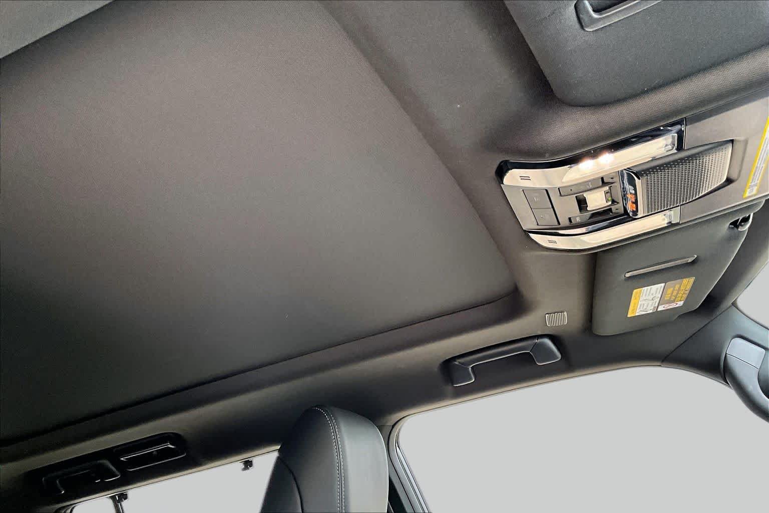 Certified 2025 Lexus GX 550 w/ Accessory Package (2T) AWD/4WD image 14