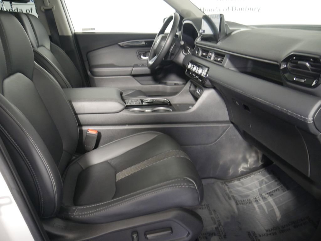 Certified 2023 Honda Pilot Touring image 6