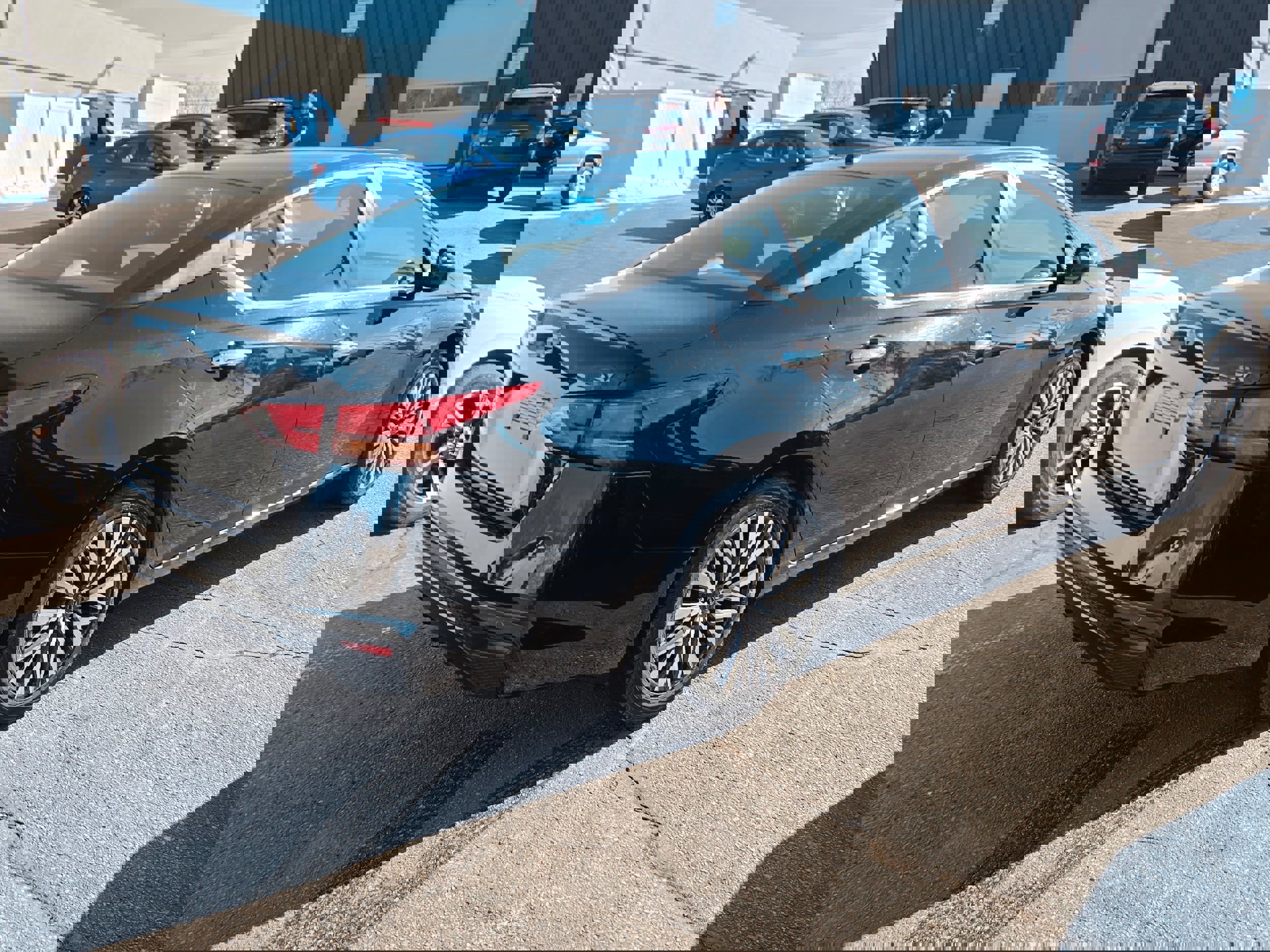 Used 2023 Nissan Altima 2.5 SV FWD image 6