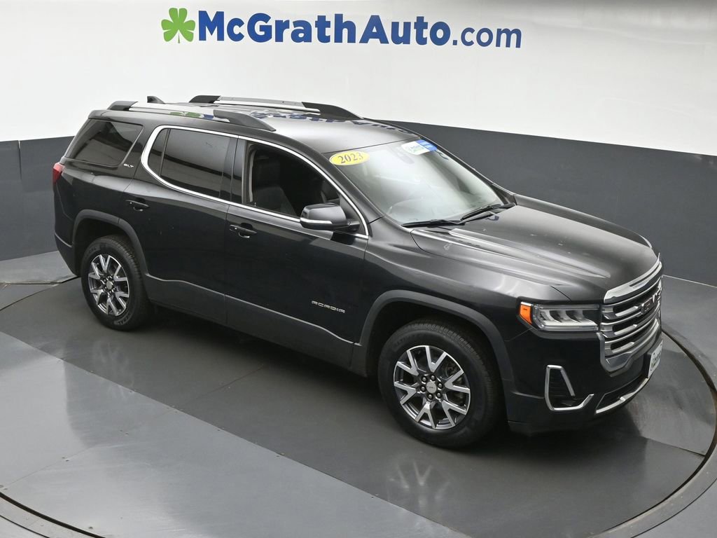 Used 2023 GMC Acadia SLT image 3