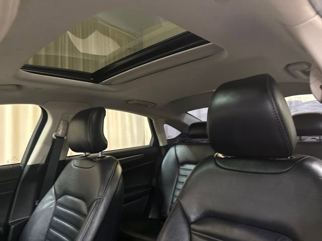 Used 2017 Ford Fusion Energi SE image 20