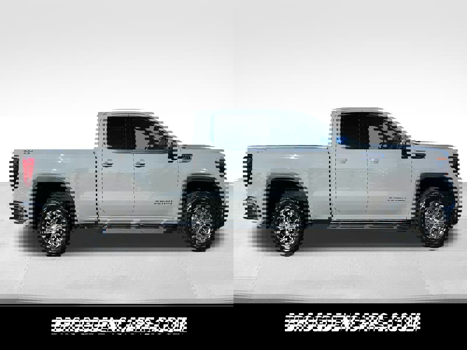 New 2025 GMC Sierra 1500 SLE w/ Preferred Package video 2
