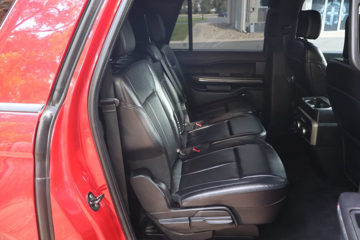 Used 2020 Ford Expedition Max XLT w/ Equipment Group 202A AWD/4WD image 23