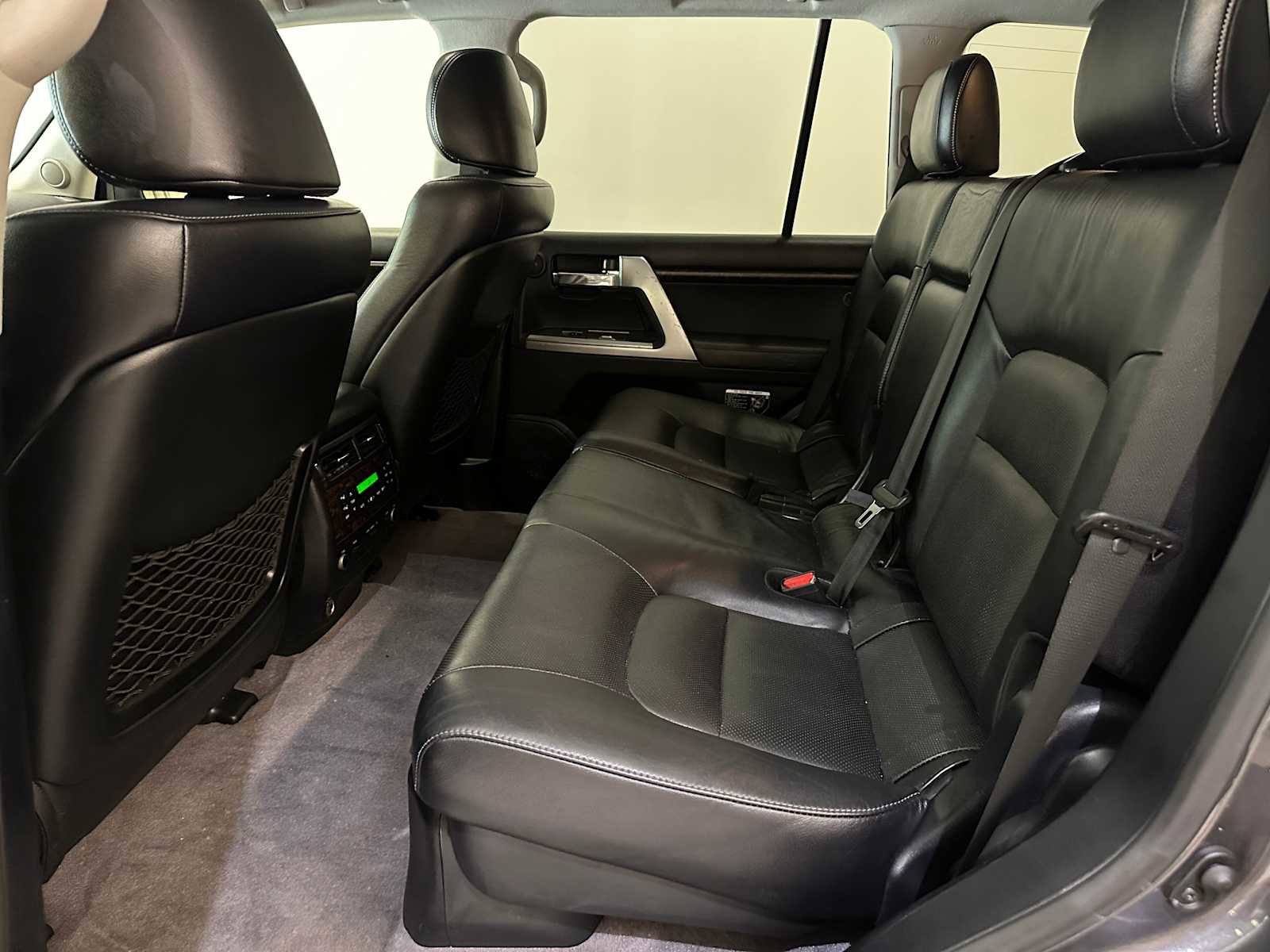 Used 2013 Toyota Land Cruiser AWD/4WD image 41