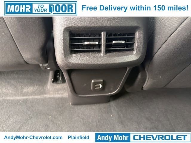 Used 2024 Chevrolet Equinox LT image 32