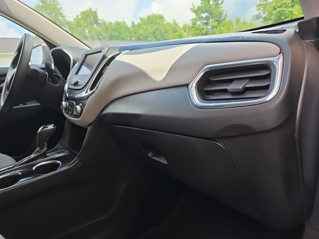 Used 2020 Chevrolet Equinox LS w/ LS Convenience Package AWD/4WD image 22