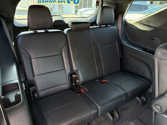 Used 2024 Chevrolet Traverse RS image 33