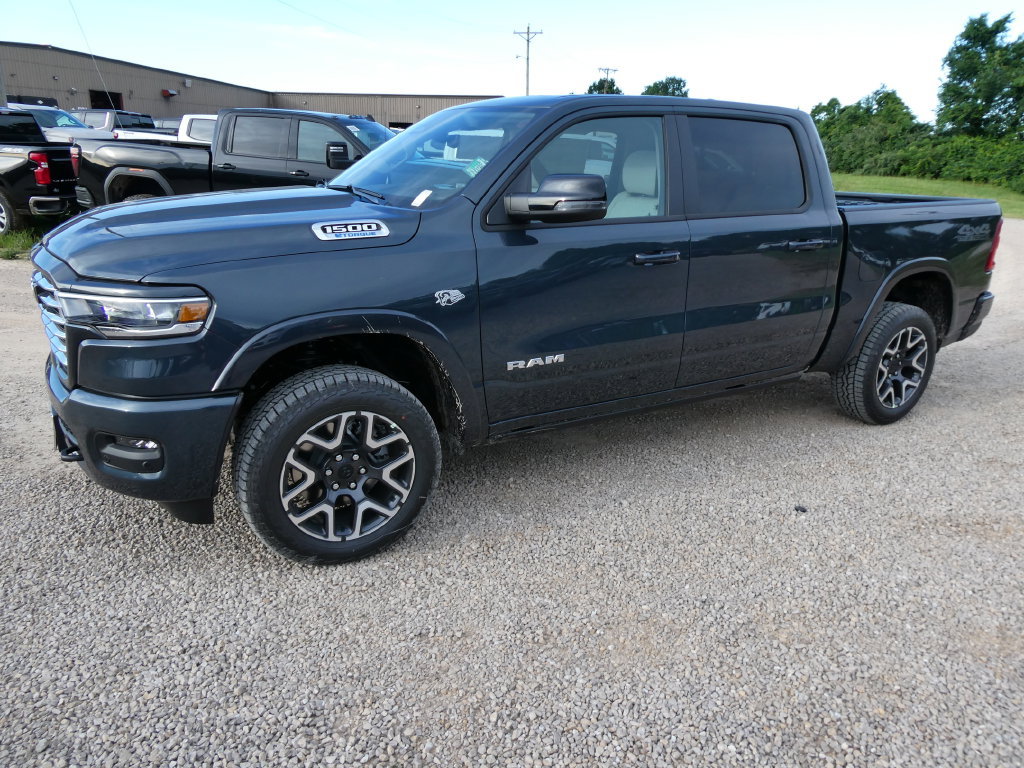 New 2026 RAM 1500 Laramie w/ Laramie Southwest Edition AWD/4WD image 8