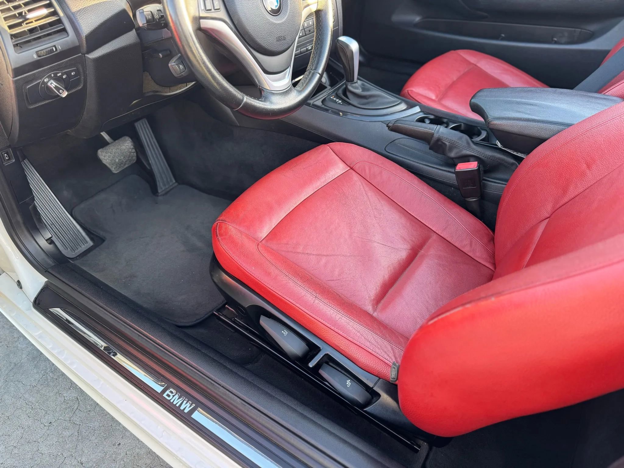 Used 2013 BMW 128i Convertible image 18