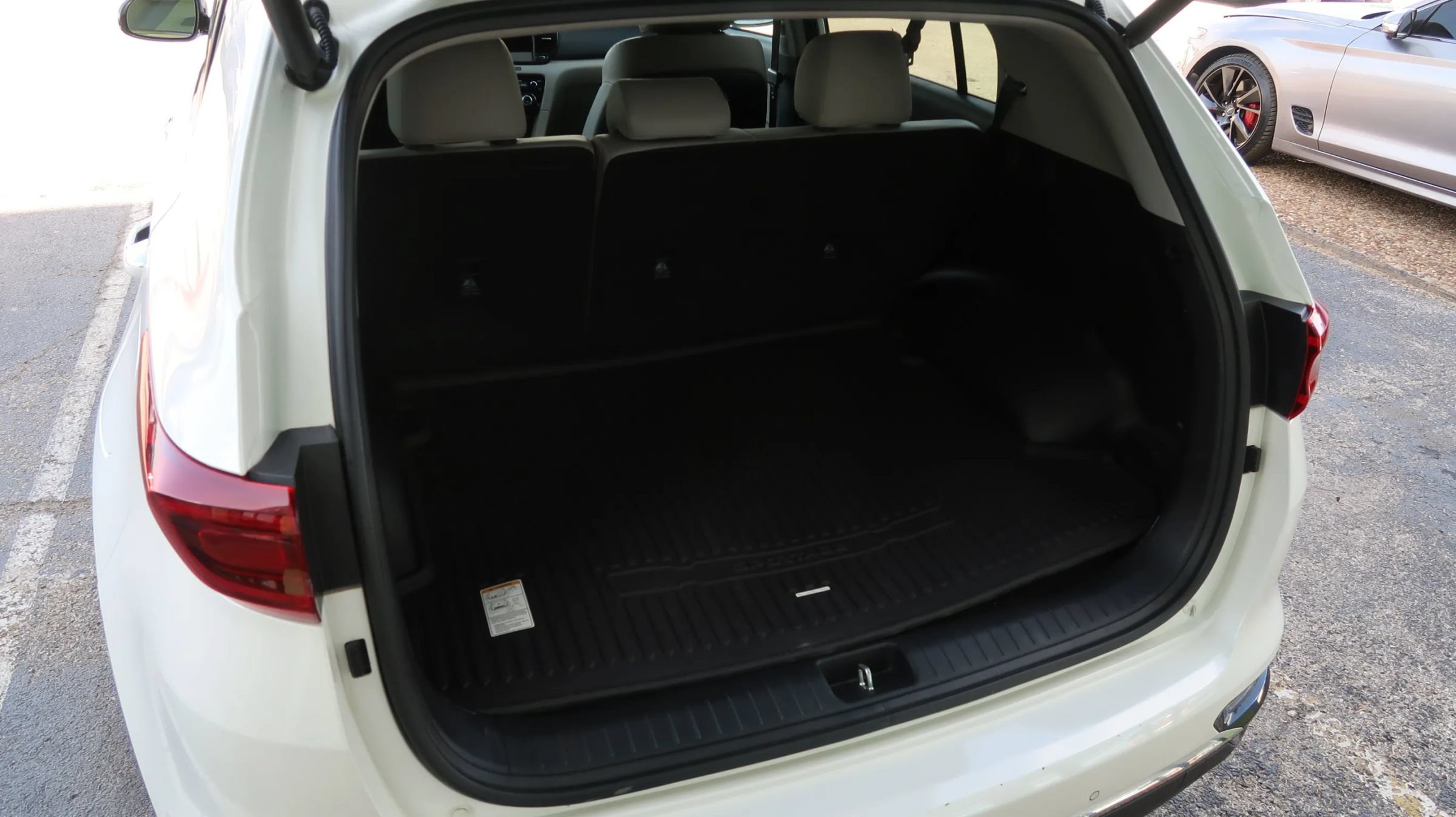 Used 2020 Kia Sportage EX w/ Option Group 15 FWD image 15