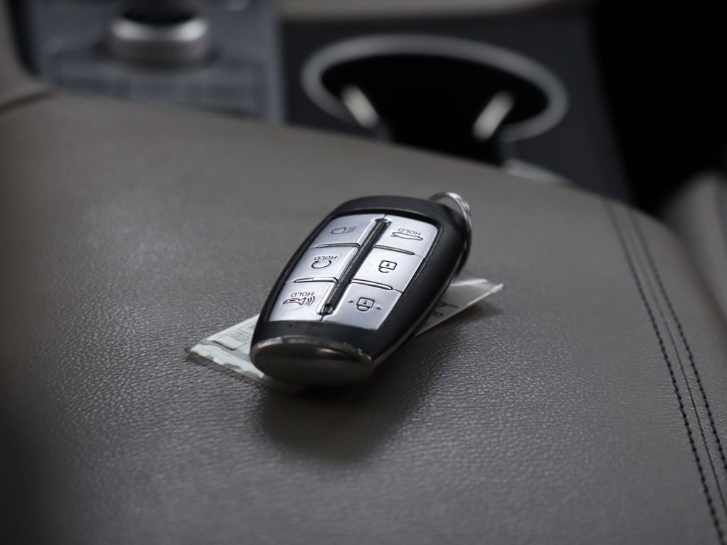 Used 2022 Genesis G70 3.3T w/ Sport Advanced Package image 22