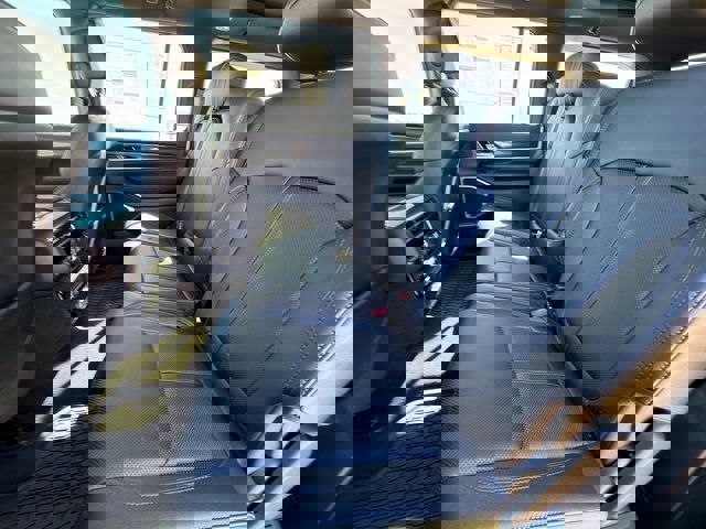 New 2024 Jeep Wagoneer 2WD w/ Premium Group I image 24