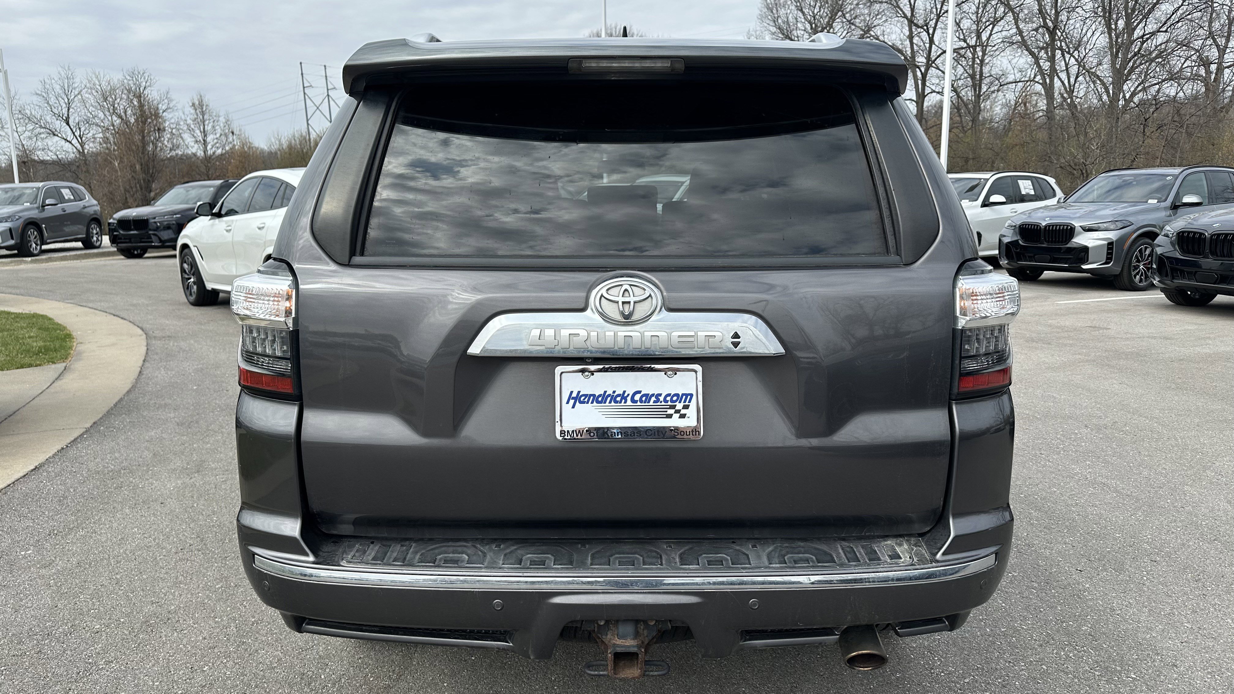 Used 2015 Toyota 4Runner Limited image 9