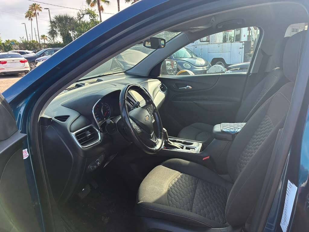 Used 2019 Chevrolet Equinox LT w/ Driver Convenience Package FWD image 13