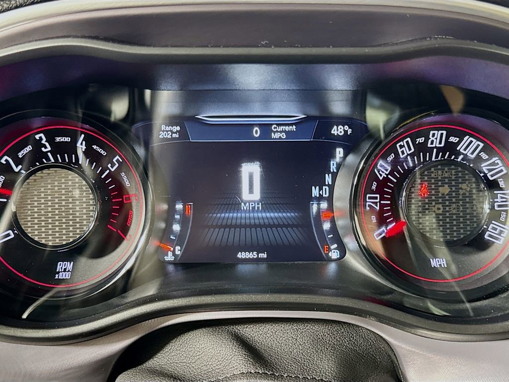 Used 2019 Dodge Challenger R/T w/ Driver Convenience Group image 27