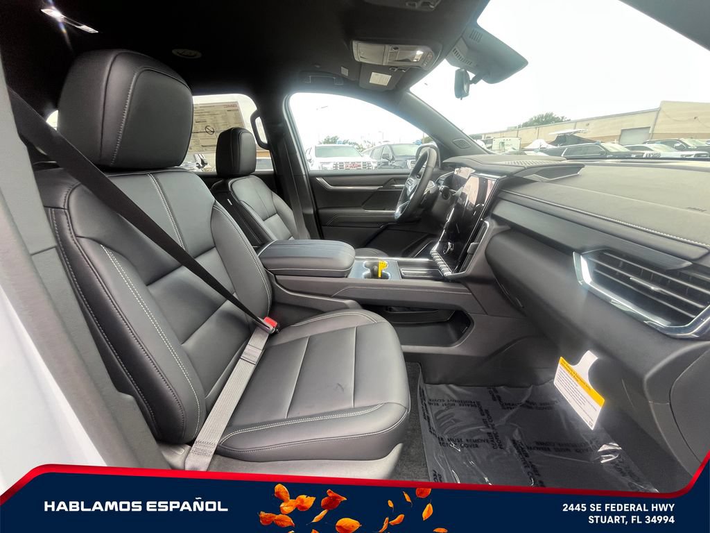 New 2027 GMC Acadia Elevation w/ Black Edition FWD image 21