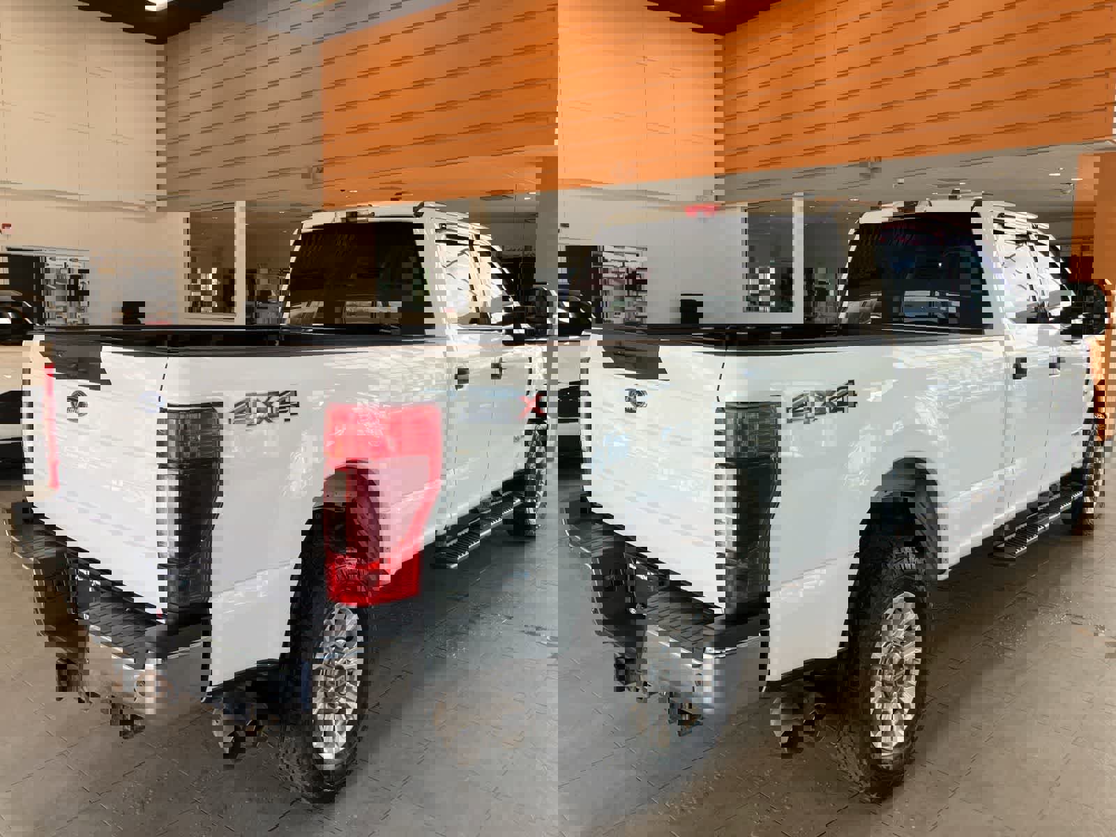 Used 2020 Ford F250 XLT w/ XLT Value Package image 5