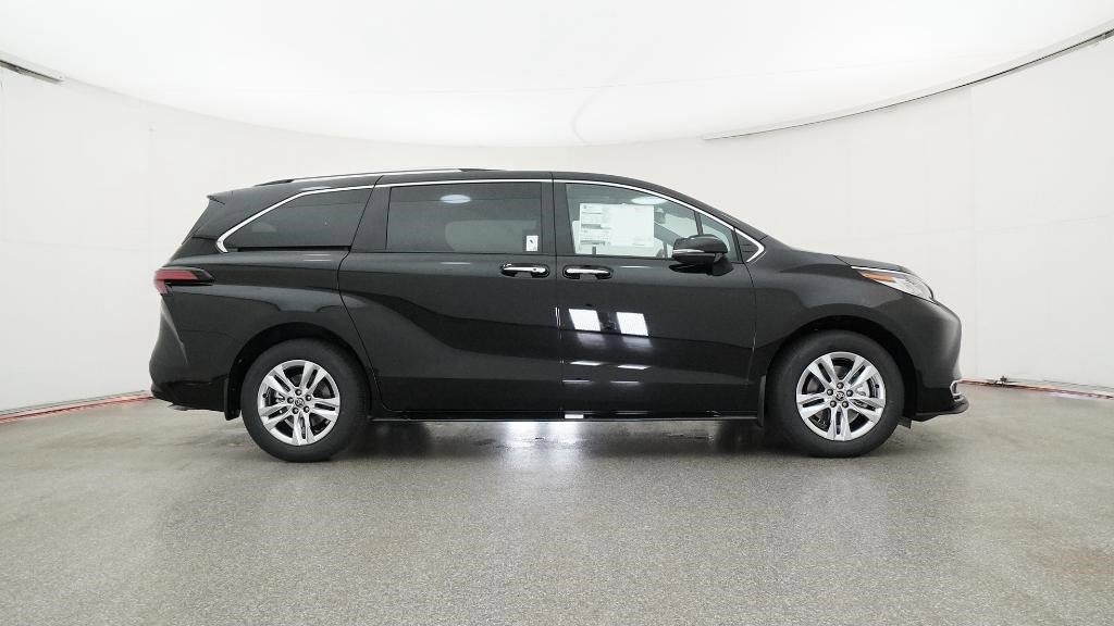 New 2026 Toyota Sienna Limited image 15