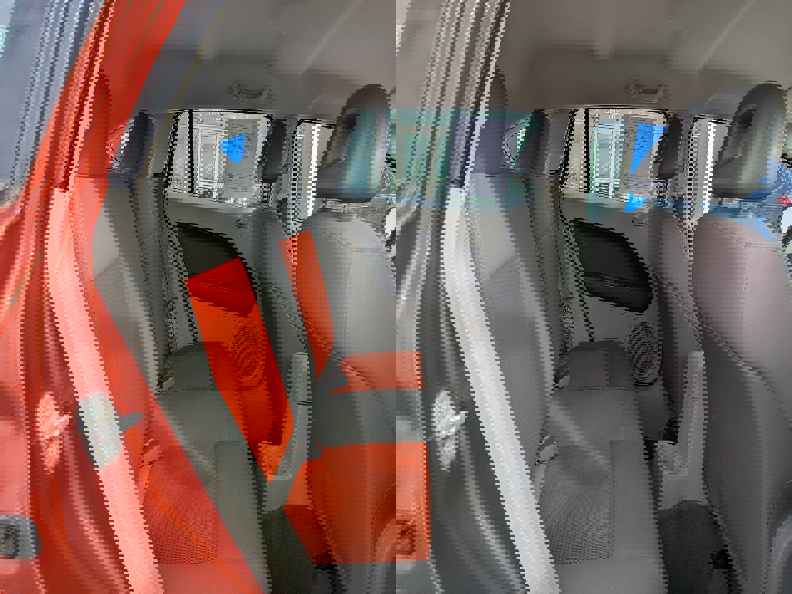 Used 2007 Dodge Caliber SXT image 28