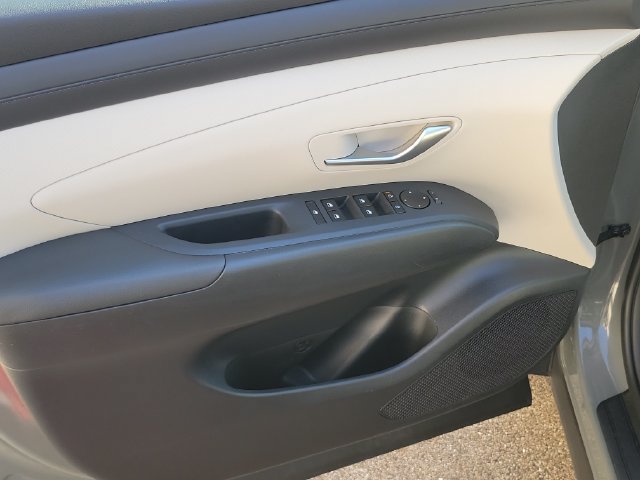 Certified 2026 Hyundai Tucson SE AWD/4WD image 8