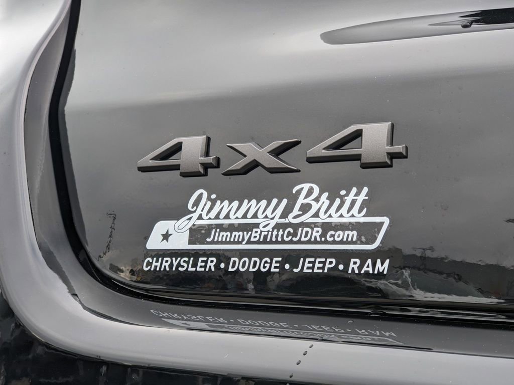 New 2026 Jeep Compass Latitude image 20