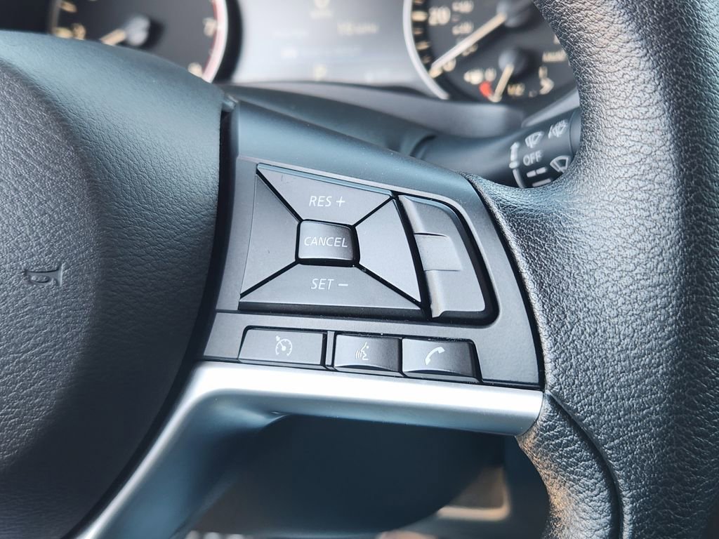 Used 2024 Nissan Altima 2.5 SV image 32